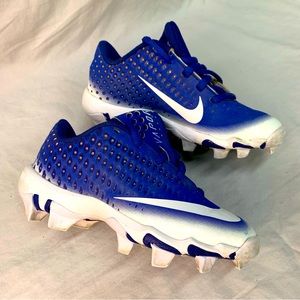 Kids Nike size 11C baseball cleats. New!